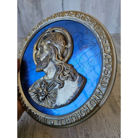 Jesus hanging heart vintage religious decor statue - Picture 5 of 6